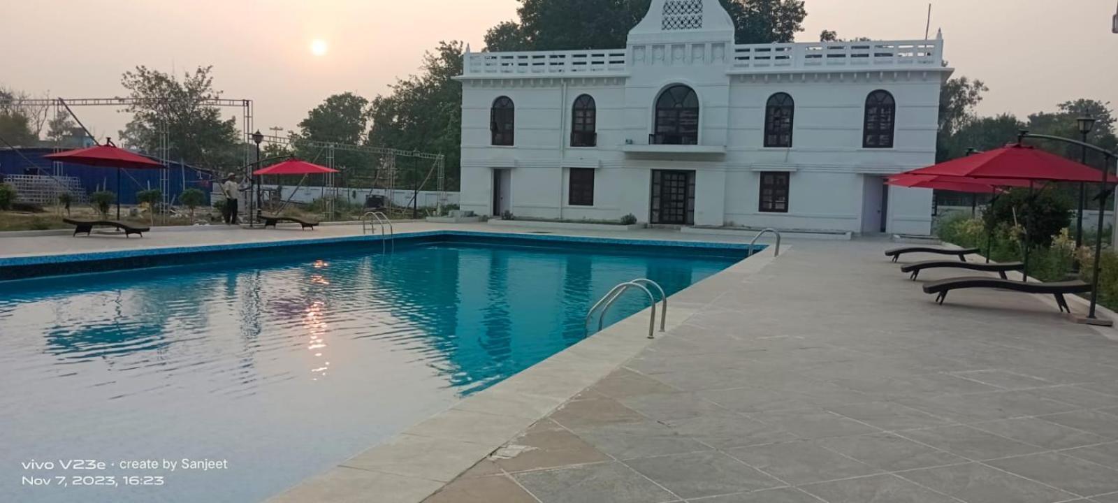 Buddha Heritage Resort Бодх Гая Екстериор снимка